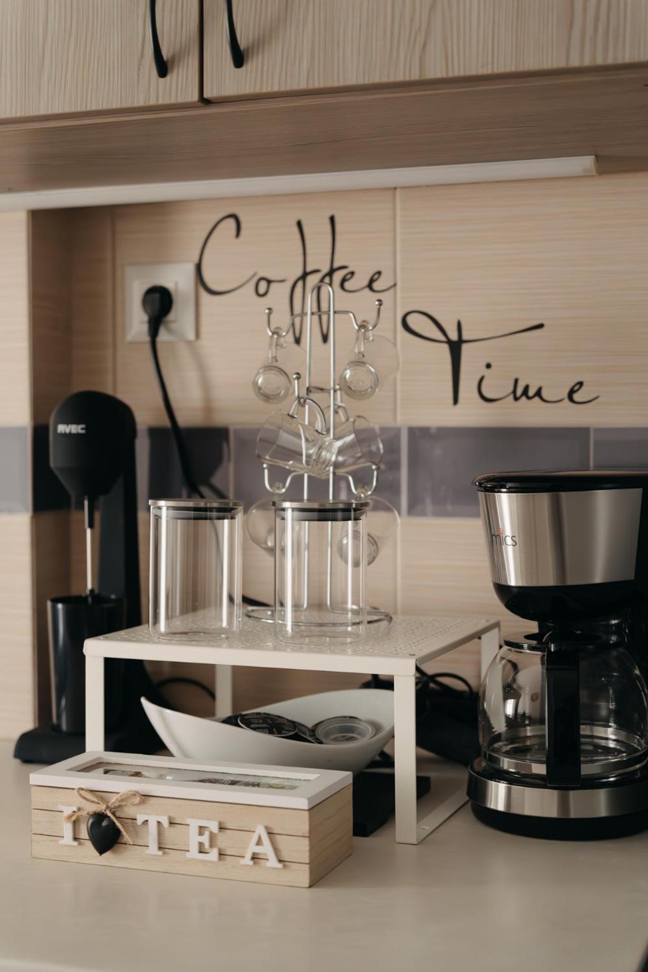 Vivian'S Deluxe Apartment Πάτρα Εξωτερικό φωτογραφία